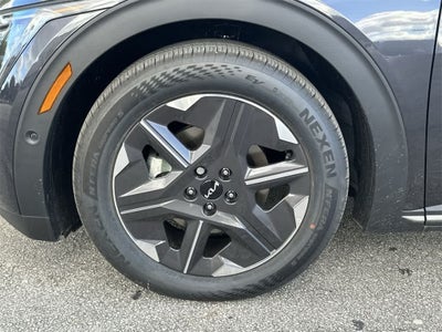 2025 Kia EV6 Light Long Range