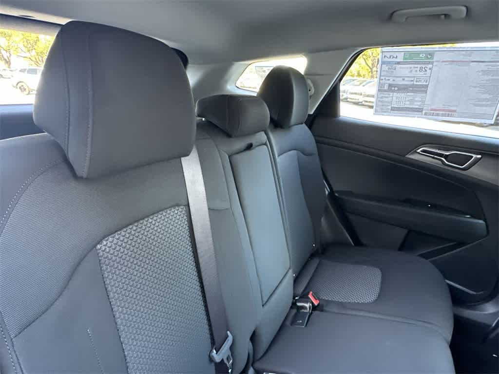 2026 Kia Sportage LX