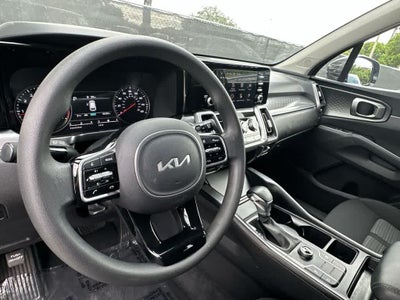 2023 Kia Sorento LX