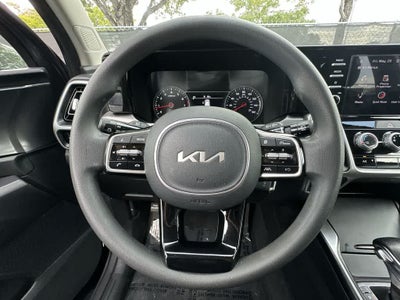 2023 Kia Sorento LX