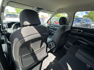 2023 Kia Sorento LX