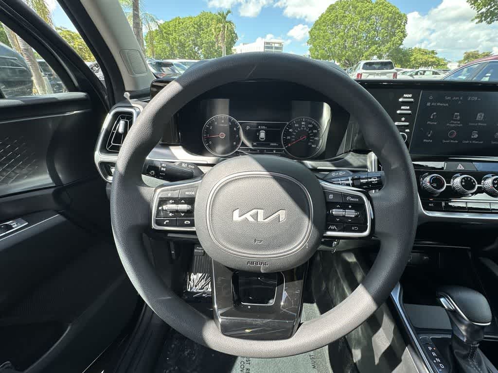 2023 Kia Sorento LX
