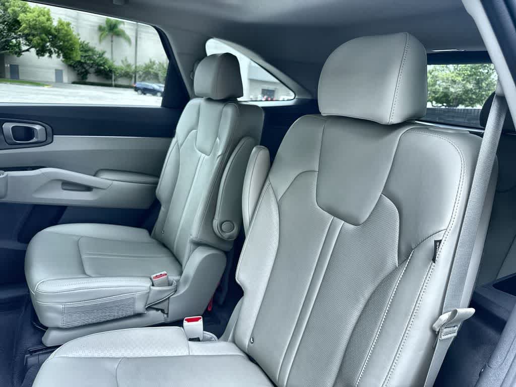 2025 Kia Sorento EX