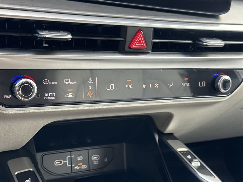 2025 Kia Sorento X-Line EX