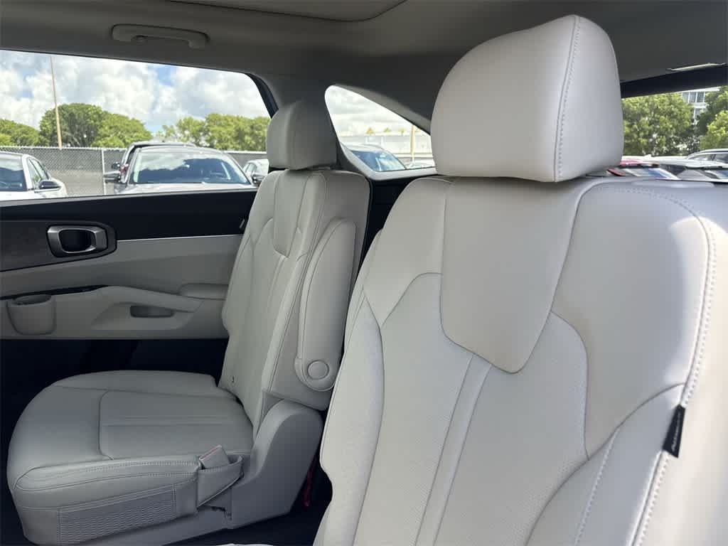 2025 Kia Sorento X-Line EX