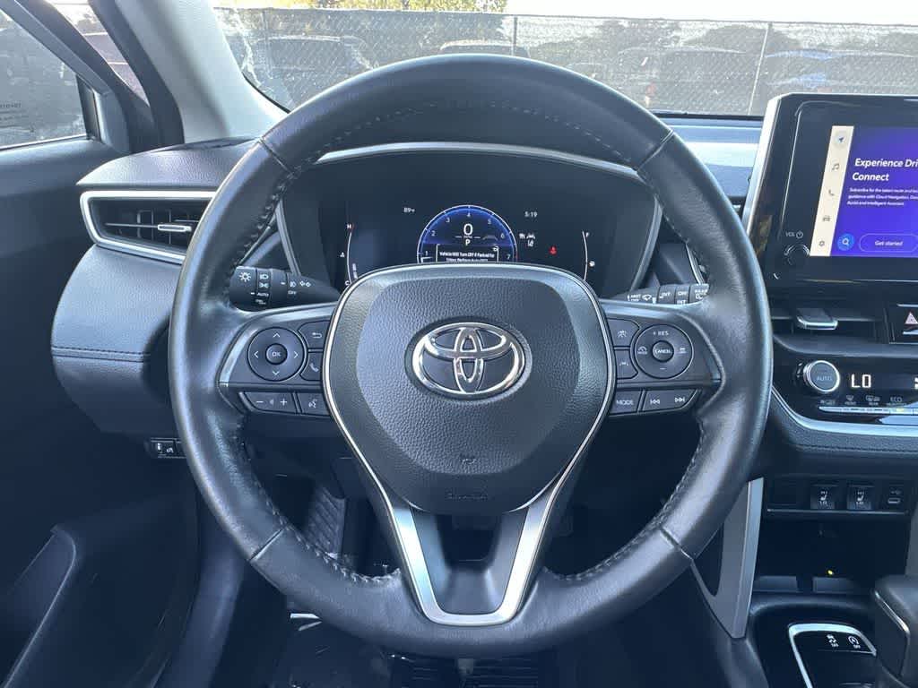 2024 Toyota Corolla Cross XLE