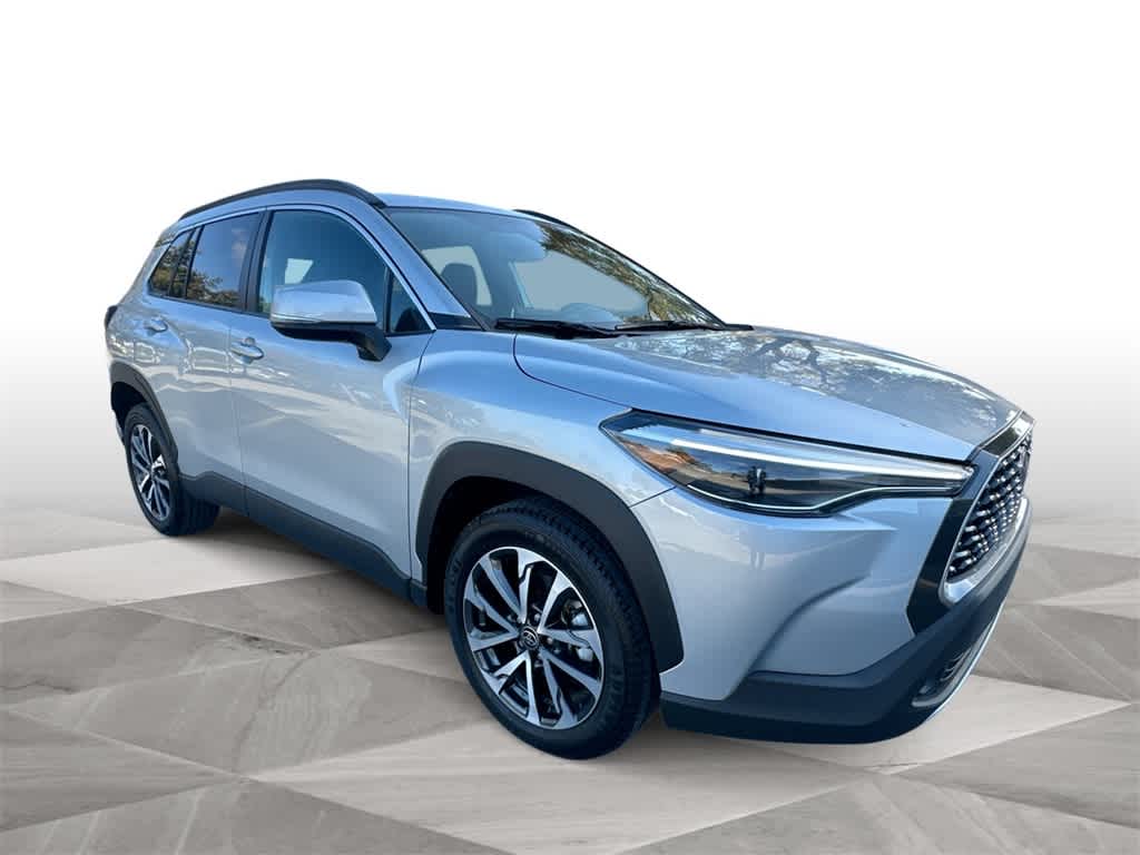 2024 Toyota Corolla Cross XLE