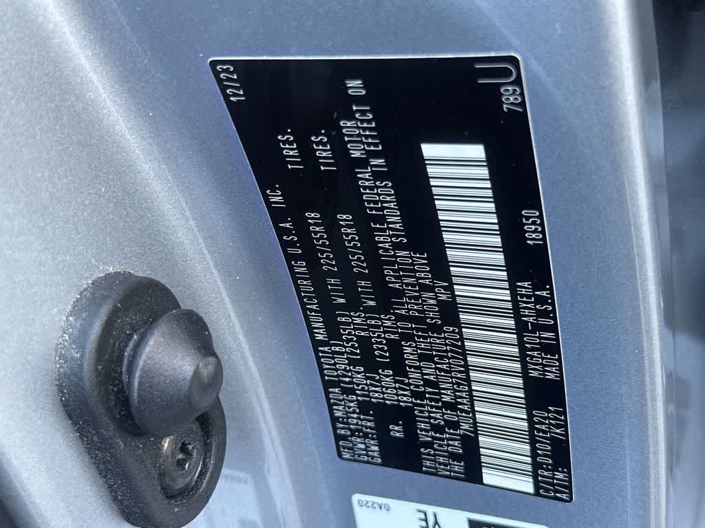 2024 Toyota Corolla Cross XLE