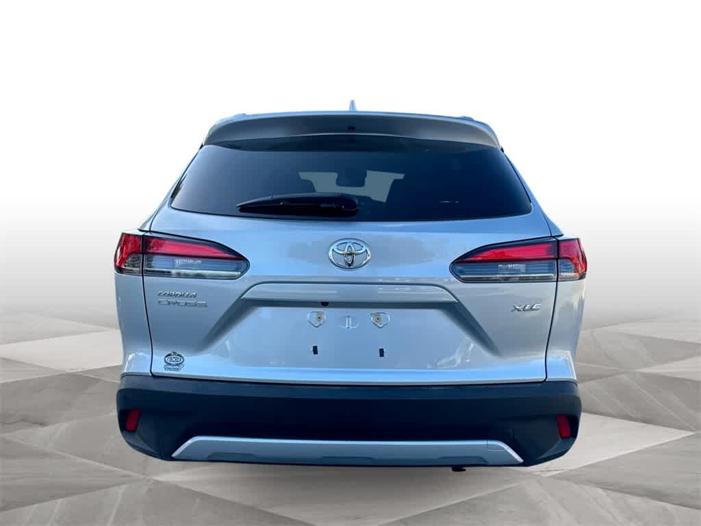 2024 Toyota Corolla Cross XLE