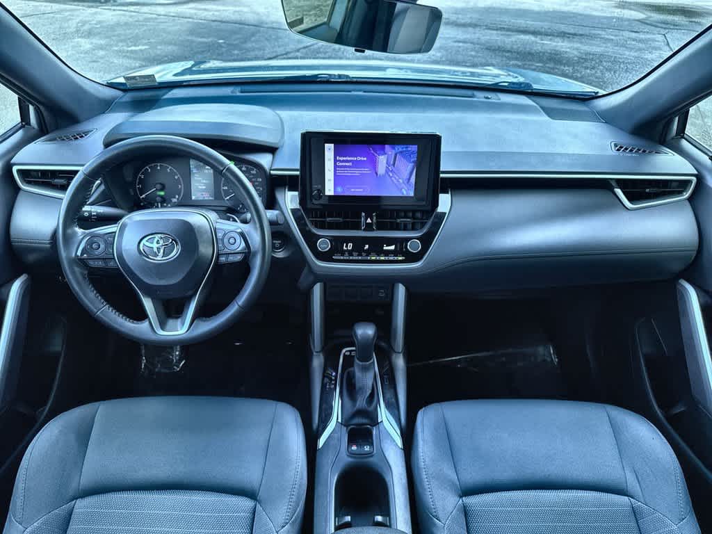 2025 Toyota Corolla Cross Hybrid SE