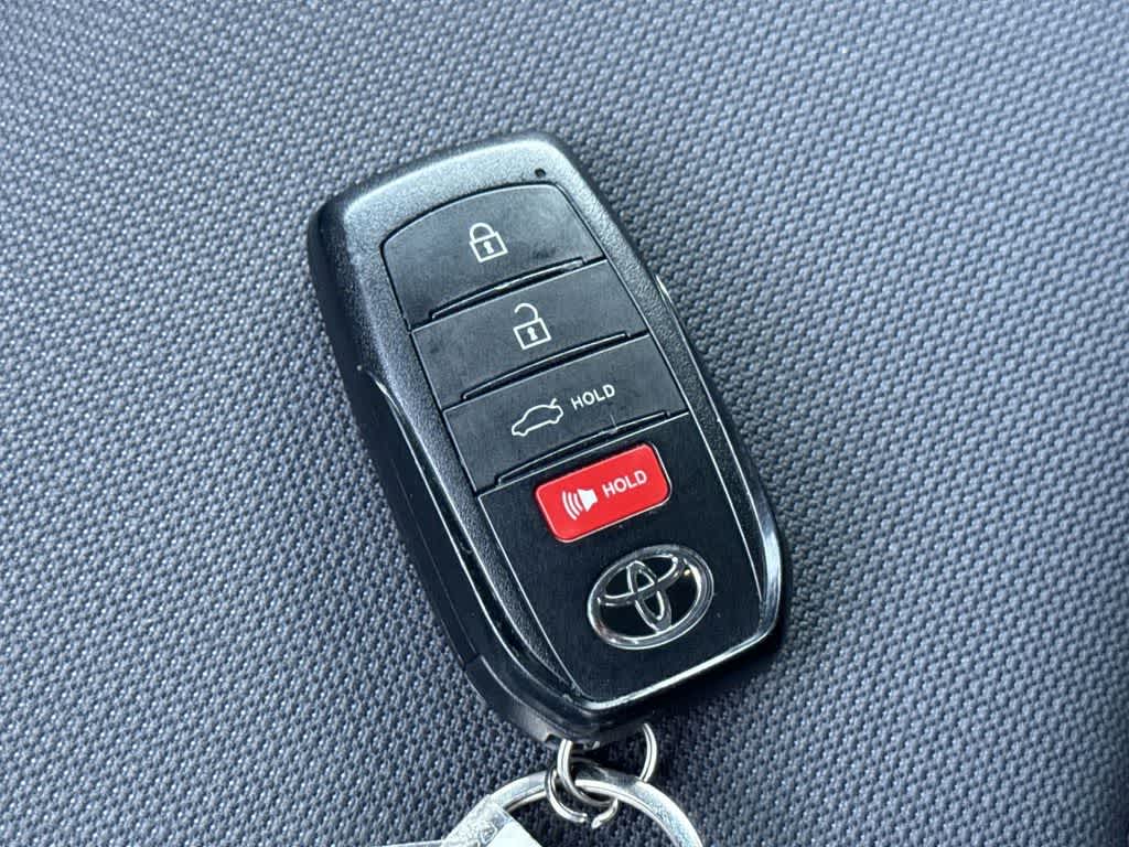 2024 Toyota Corolla Hybrid SE