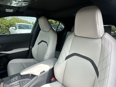 2023 Lexus UX 250h F SPORT Design