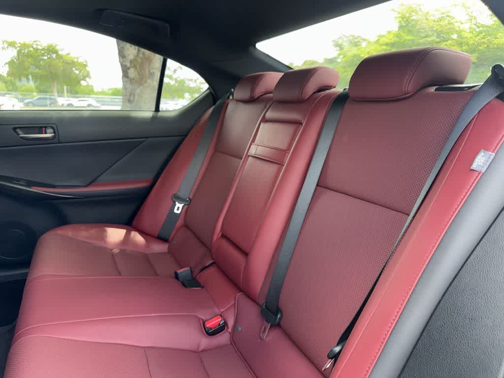 2023 Lexus IS 300 