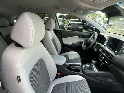 2023 Hyundai Kona SE