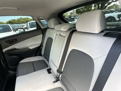2023 Hyundai Kona SE