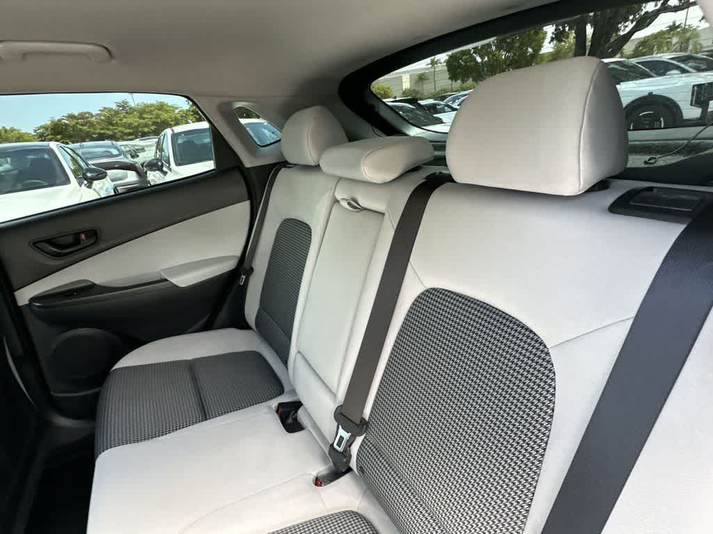 2023 Hyundai Kona SE