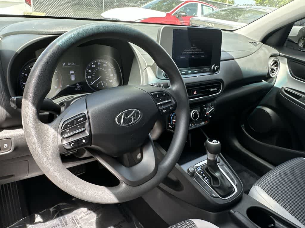 2023 Hyundai Kona SE