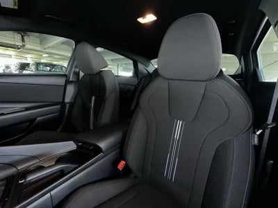 2025 Hyundai Elantra SEL Sport