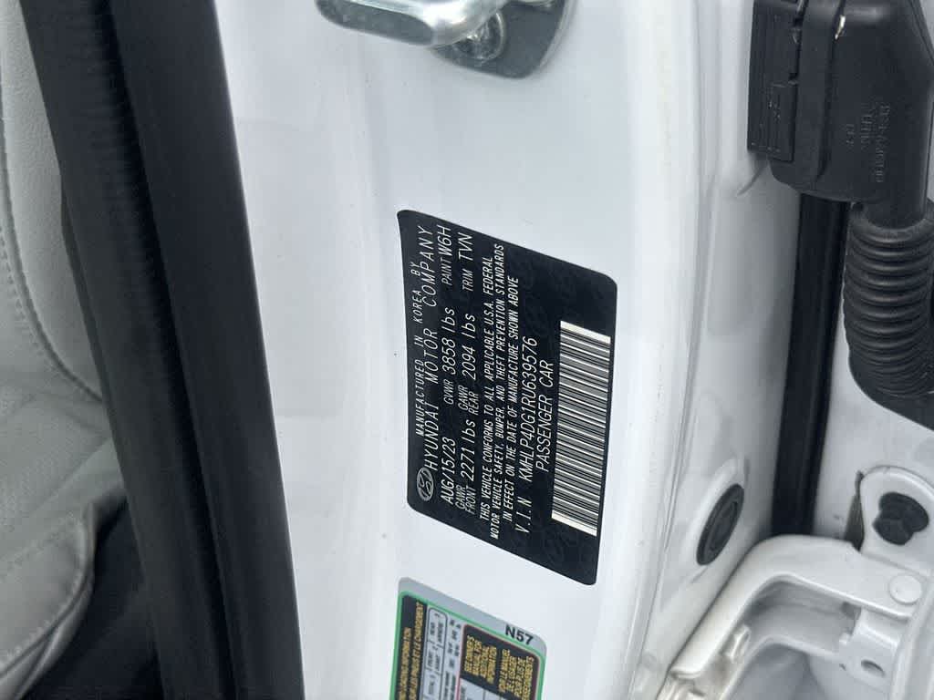 2024 Hyundai Elantra Limited