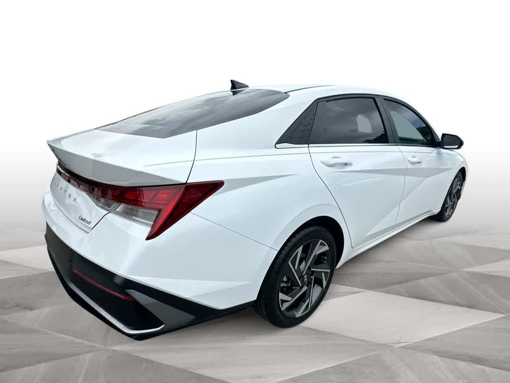 2024 Hyundai Elantra Limited