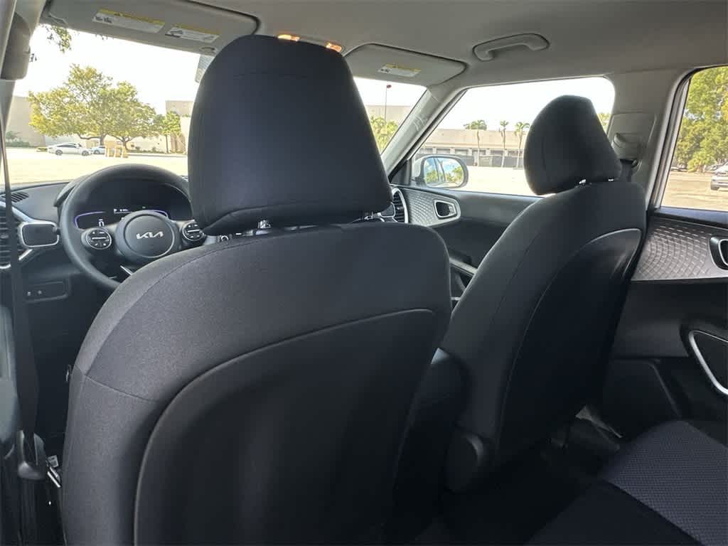 2025 Kia Soul LX