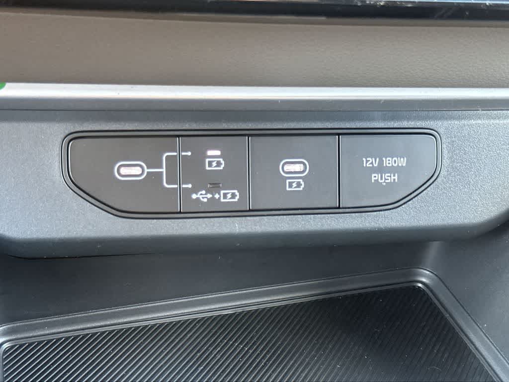 2026 Kia Carnival LX