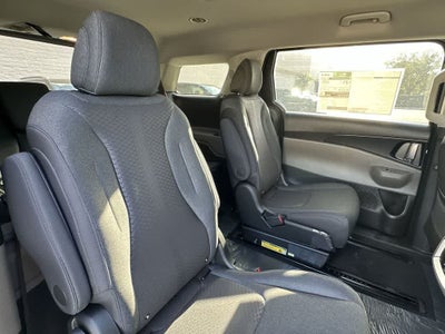 2026 Kia Carnival LX