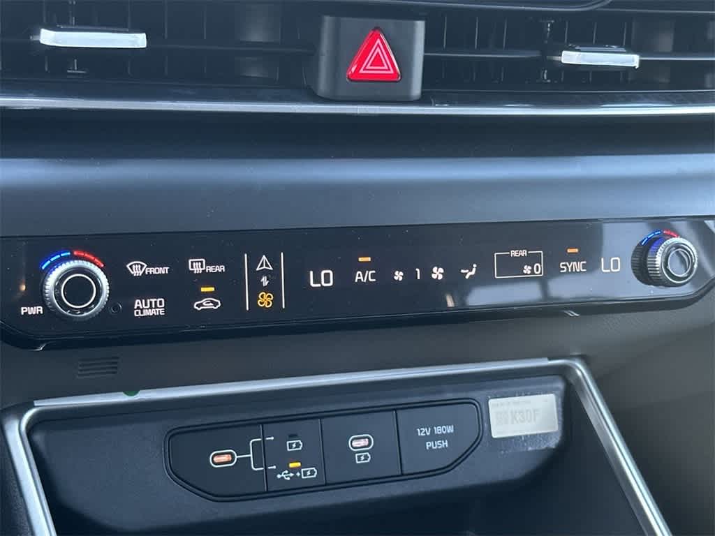 2026 Kia Carnival LXS