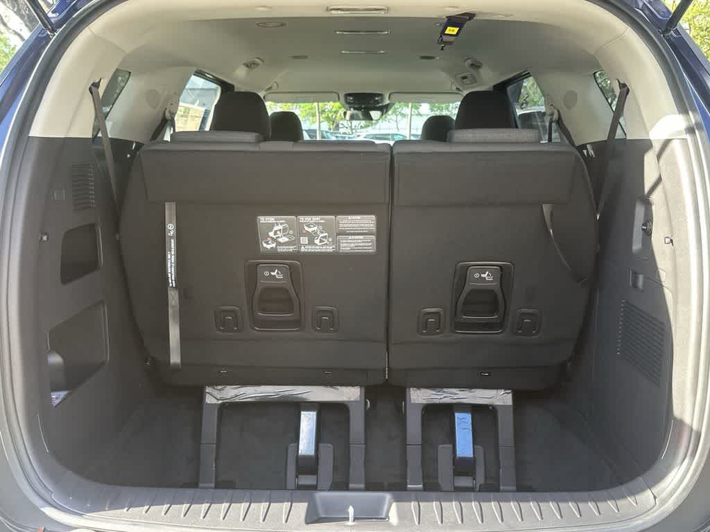 2026 Kia Carnival LX