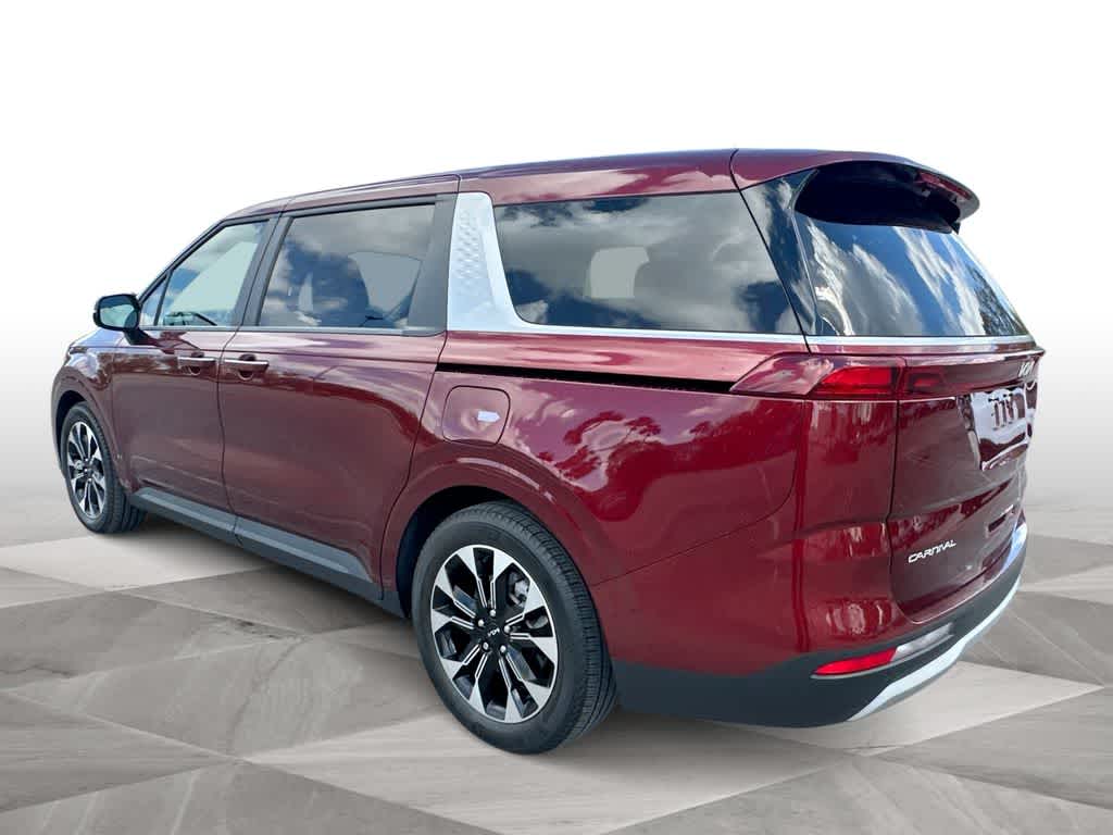 2024 Kia Carnival EX