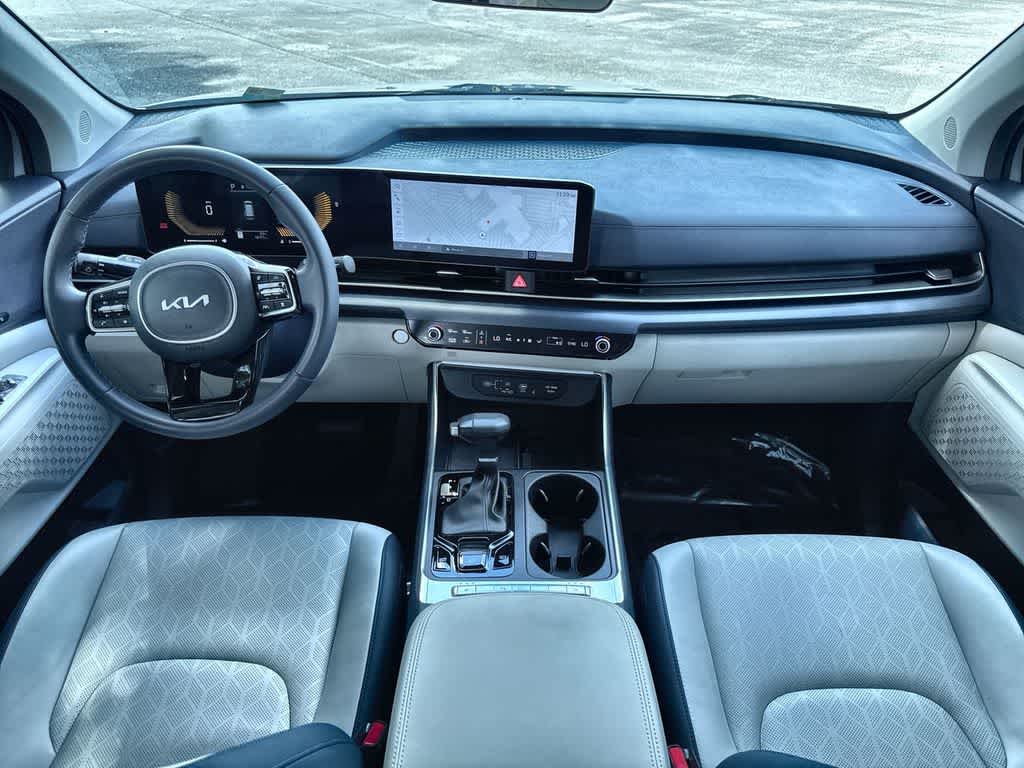 2025 Kia Carnival EX