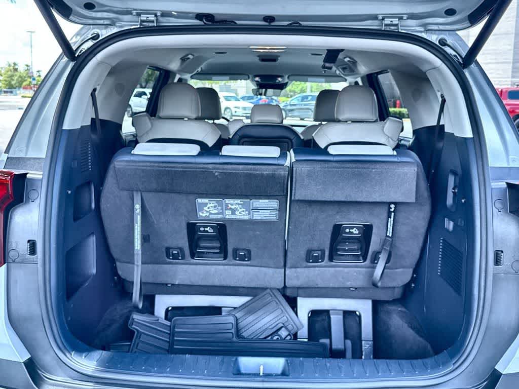 2025 Kia Carnival EX