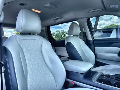 2025 Kia Carnival EX