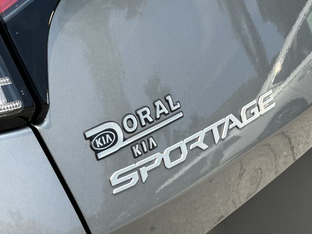 2023 Kia Sportage Hybrid LX