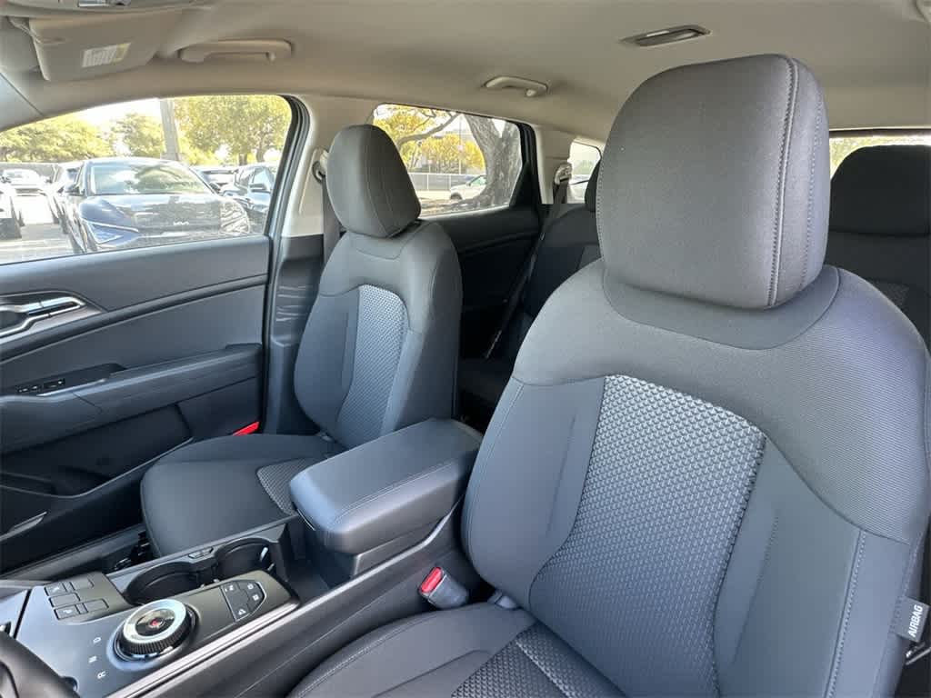 2026 Kia Sportage Hybrid S