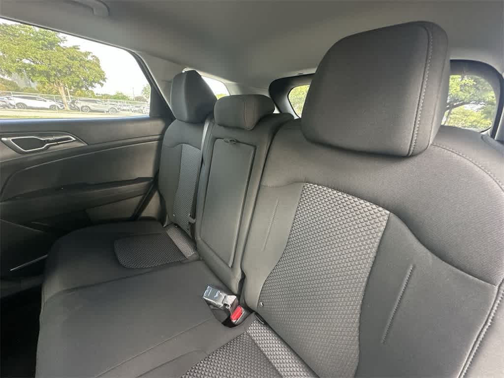 2026 Kia Sportage Hybrid S