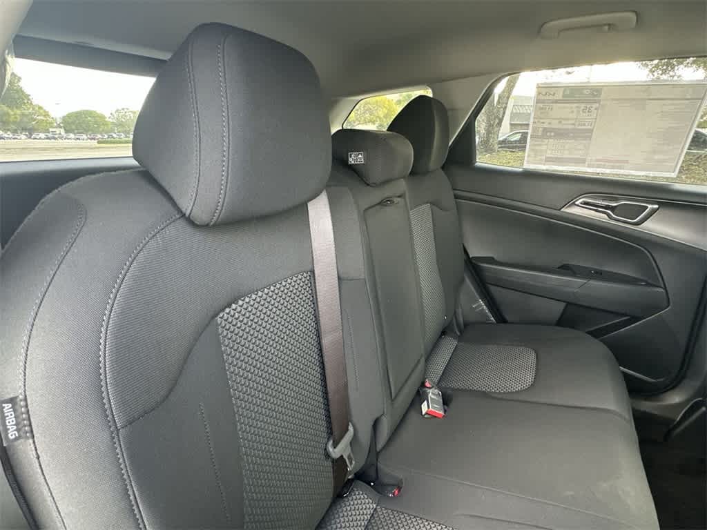 2026 Kia Sportage Hybrid S