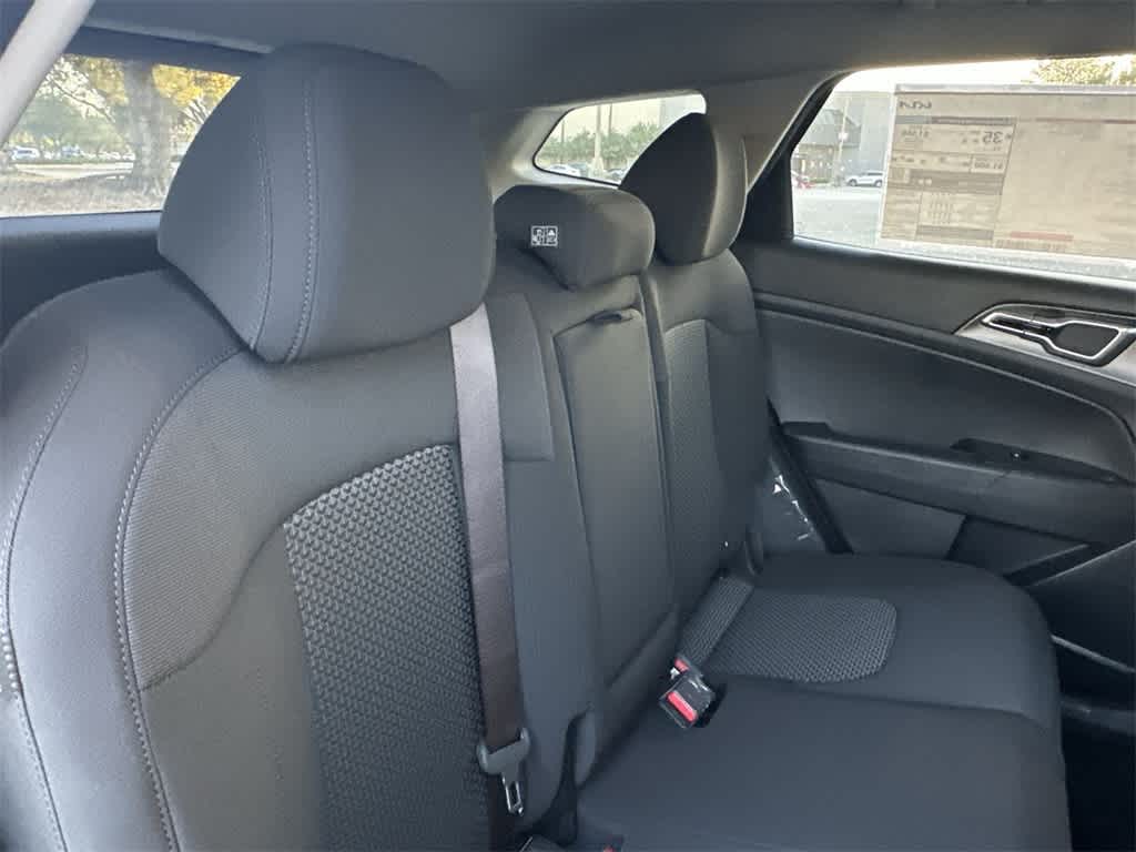 2026 Kia Sportage Hybrid S