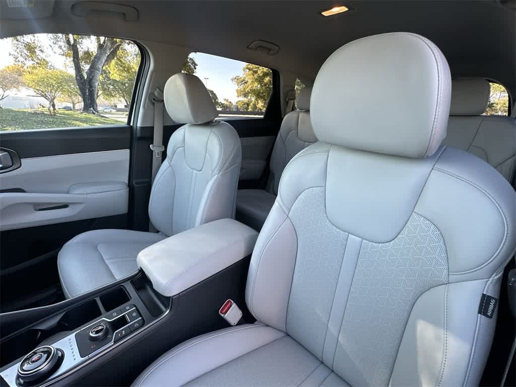 2023 Kia Sorento Hybrid EX