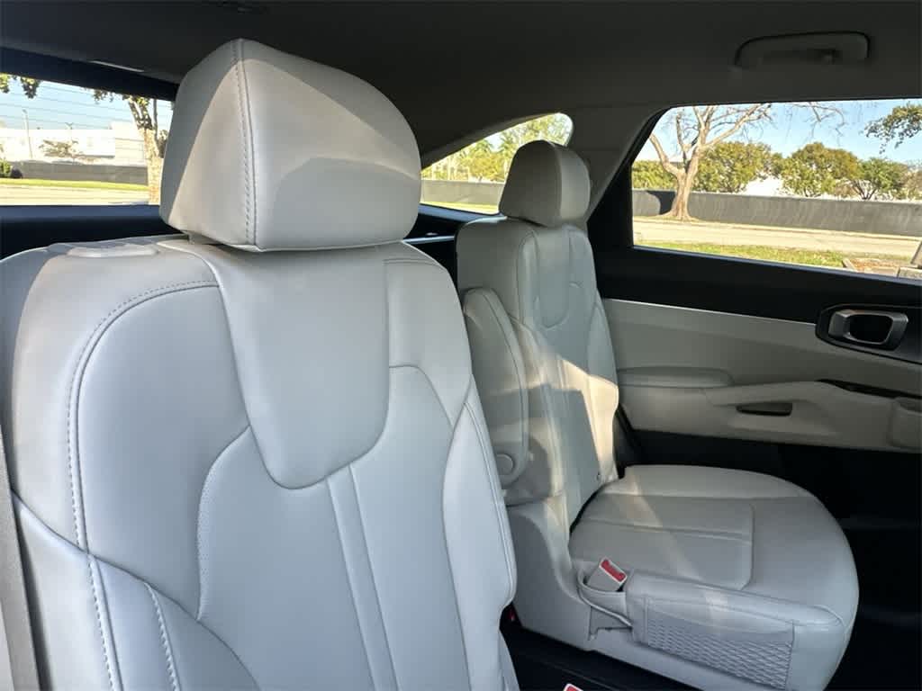 2023 Kia Sorento Hybrid EX