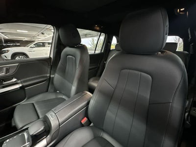 2023 Mercedes-Benz GLB 250 GLB 250